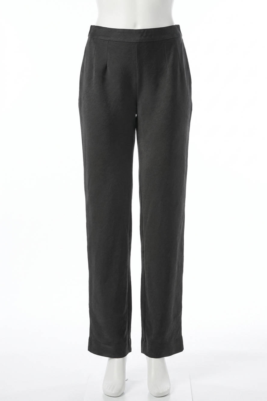 NEW LILLA P satin clean front pants in black
